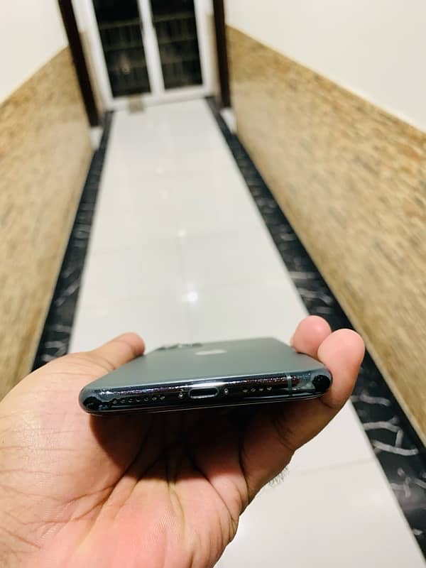 iPhone 11 Pro Max Non pta Factory unlock 3