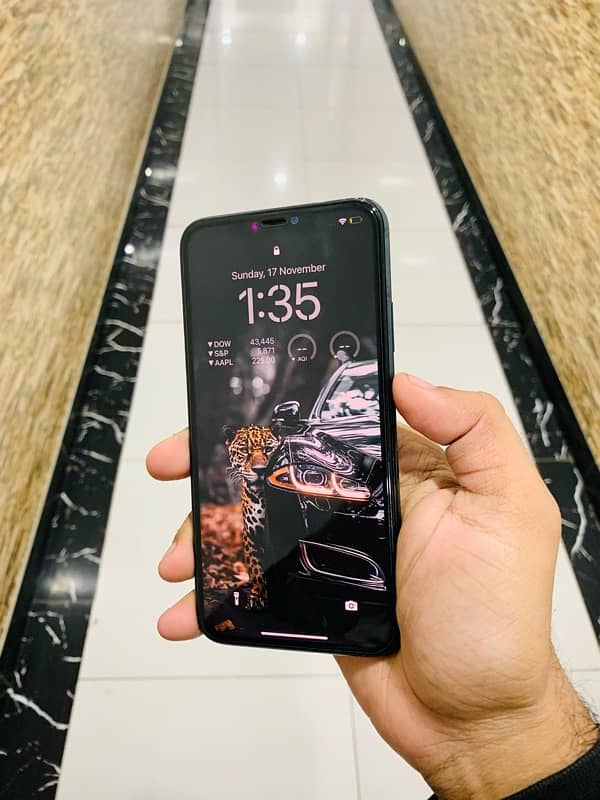 iPhone 11 Pro Max Non pta Factory unlock 5