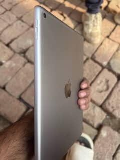 iPad 6th generation 32gb