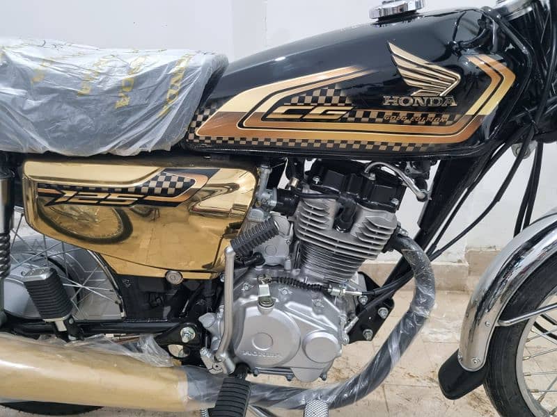 Honda CG-125 Gold Edition Zero Meter 1