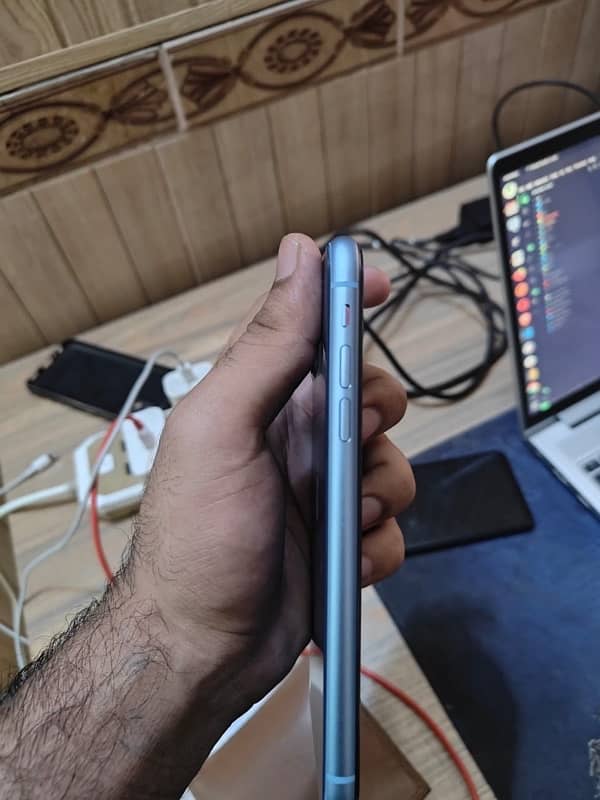 iPhone XR 256 gb  water pack all ok only ‪ 7