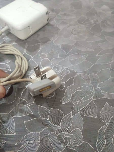 Apple MacBook AC Adapter Charger MagSafe 1 & 2 1