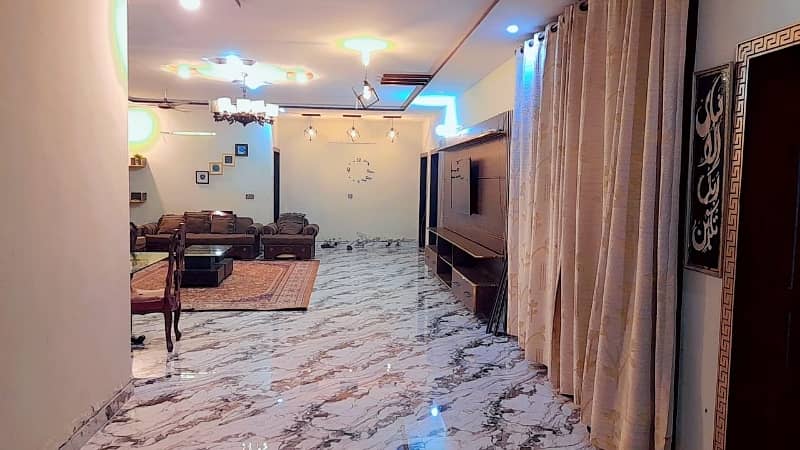 Single Storey 1 Kanal House Available In Marghzar Officers Colony For sale 10