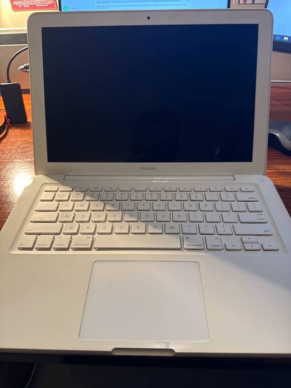 Apple MacBook 1