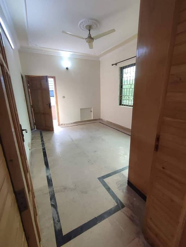 UPPER PORTION IS AVAILABLE FOR RENT IN I-8 ISLAMABAD 6