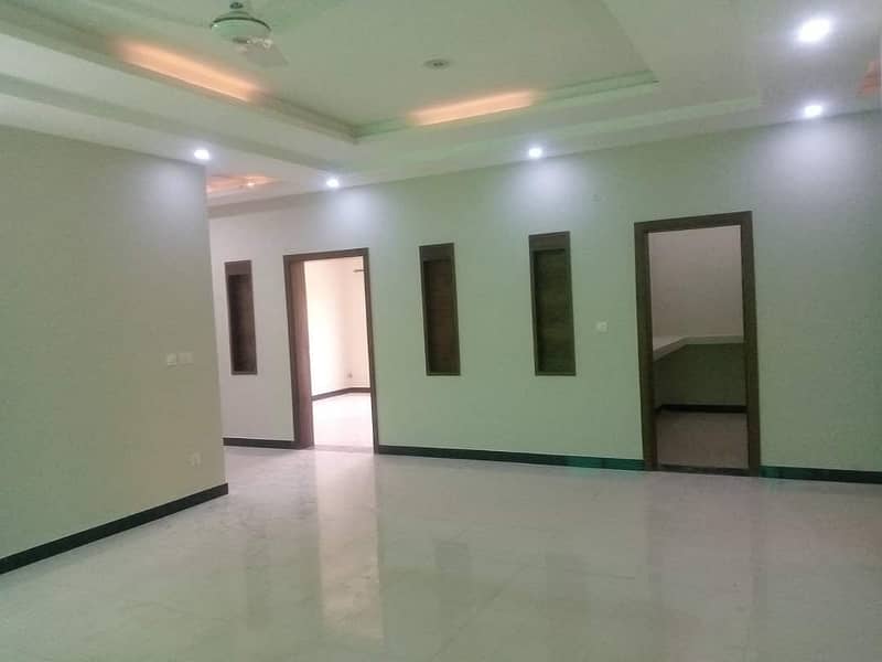 1 KANAL DOUBLE STOREY HOUSE FOR SALE IN ISLAMABAD. 1