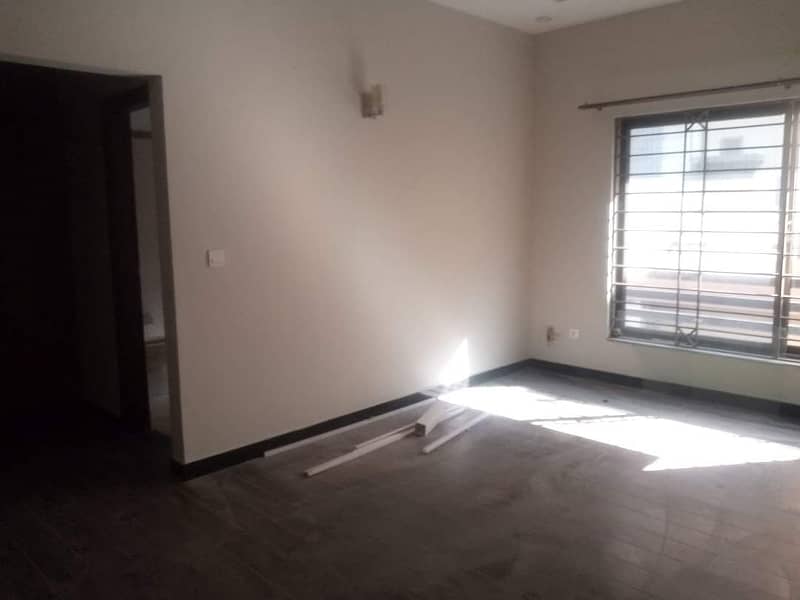 1 KANAL DOUBLE STOREY HOUSE FOR SALE IN ISLAMABAD. 4