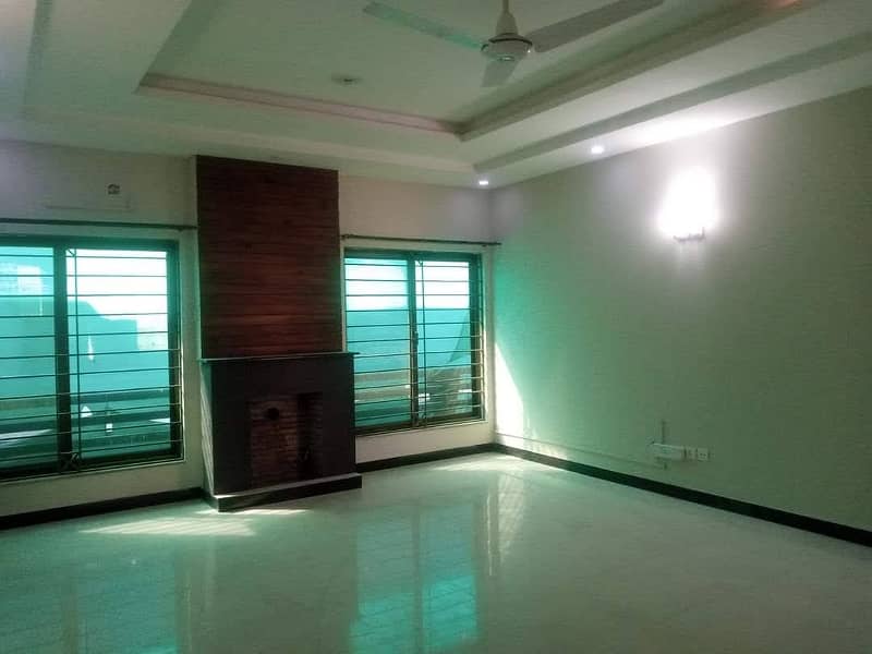 1 KANAL DOUBLE STOREY HOUSE FOR SALE IN ISLAMABAD. 6