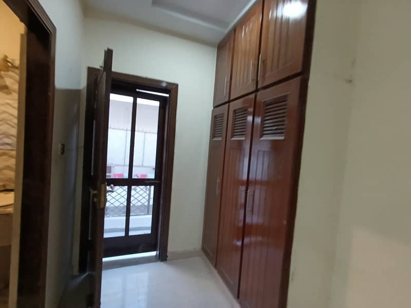 6 BEDROOMS CORNER DOUBLE STOREY HOUSE FOR SALE IN I-8 ISLAMABAD. 9