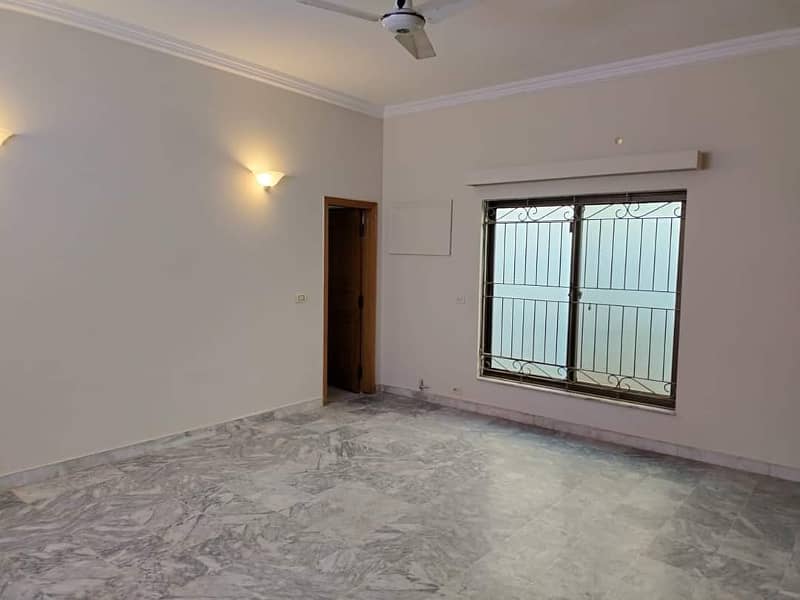 UPPER PORTION IS AVAILABLE FOR RENT IN I-8 ISLAMABAD. 4