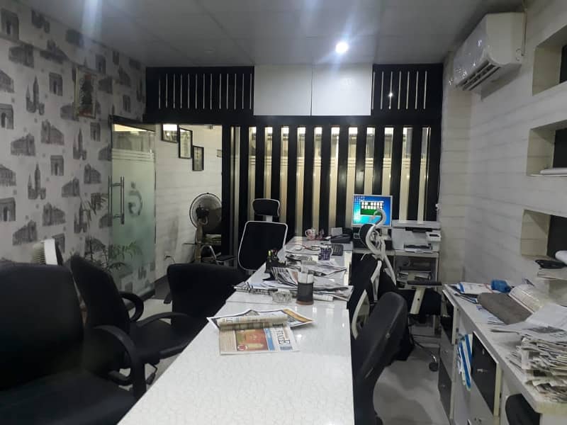 VIP LAVISH FURNISHED OFFICE FOR RENT WITH LIFT 13