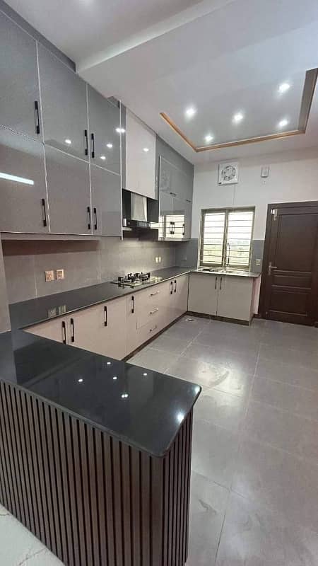 Triple story 8 marla house for sale in mumtaz city 5