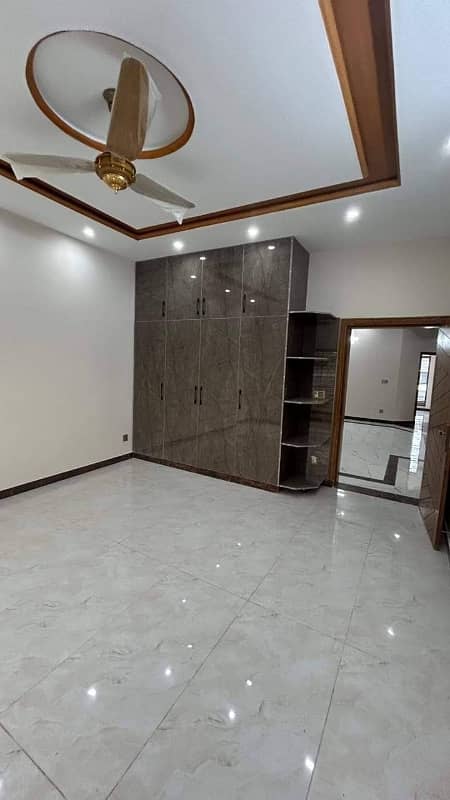 Triple story 8 marla house for sale in mumtaz city 6