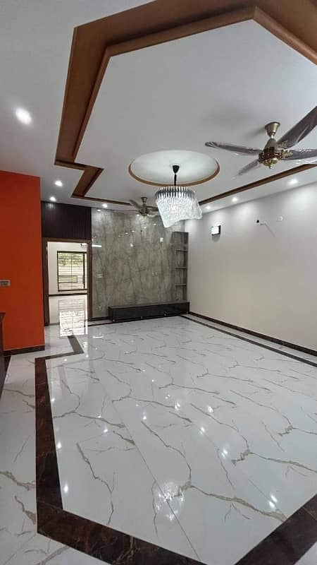 Triple story 8 marla house for sale in mumtaz city 7