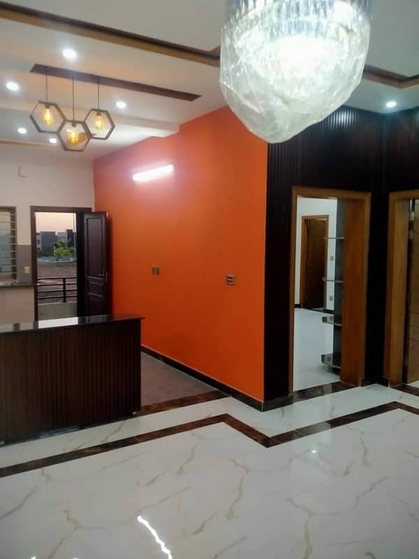 Triple story 8 marla house for sale in mumtaz city 11