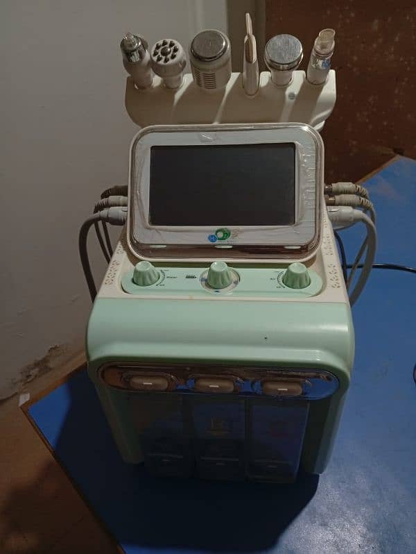 Hydrafacial Machine 3