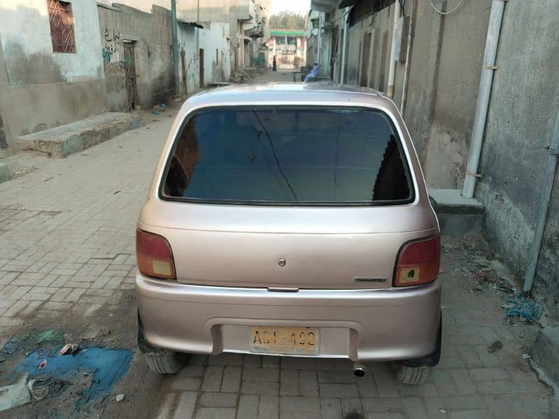 Daihatsu Cuore 2004 1