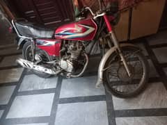 Honda 125 Available for Sale in Very Reasonable Price