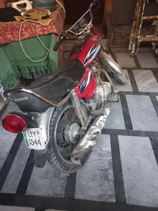 Honda 125 Available for Sale in Very Reasonable Price 1