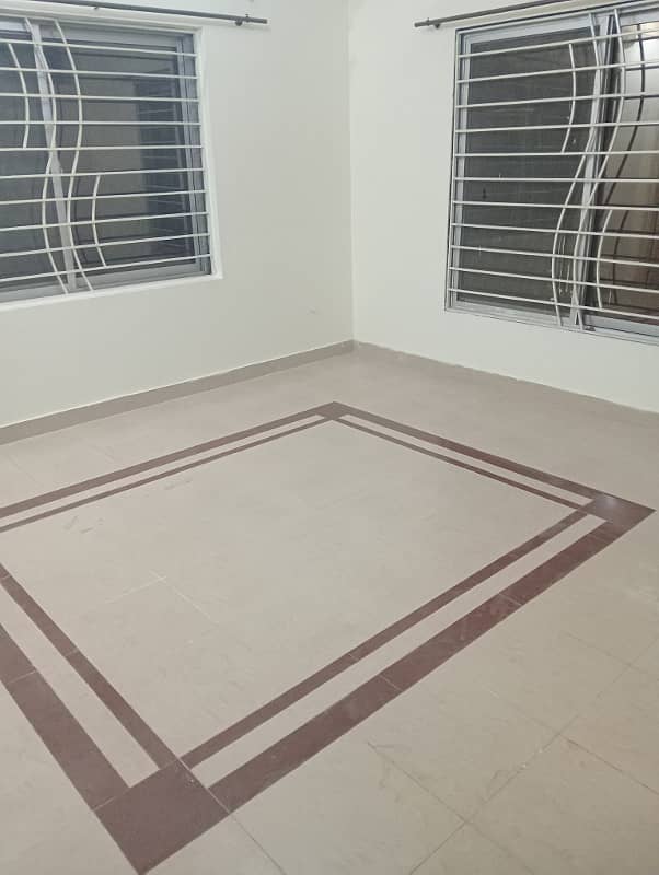 4marla 2beds TV lounge kitchen attached baths neat clean corner house upper portion for rent in G 13 4 islamabad plus big momti attached bath 0