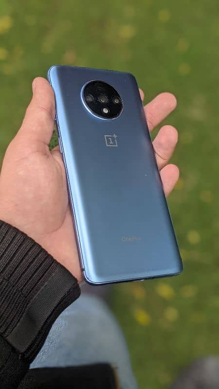 OnePlus 7T 1