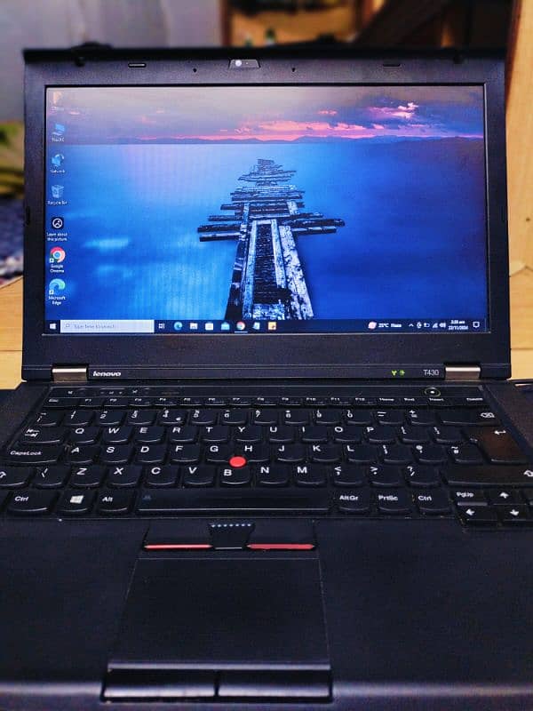 Lenovo Thinkpad Laptop Like New Condition 11