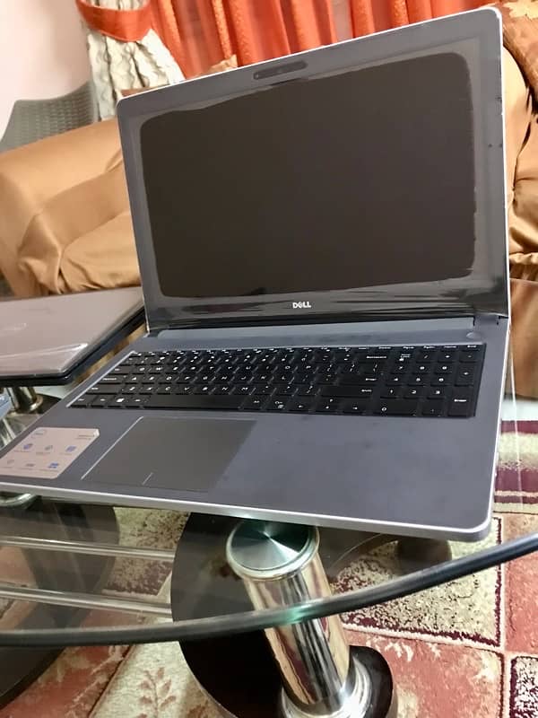 Dell Inspiron 5559 - With Touchscreen 0