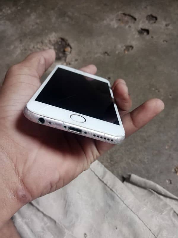 iPhone 6s 4