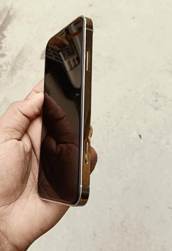 Iphone xr converted 13pro max 64 gb non pta Factory unlocked 4