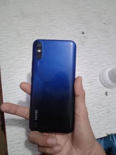 Tecno spark go