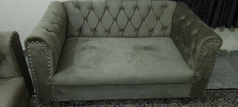 7 Seater velvet Poshished Sofa 1