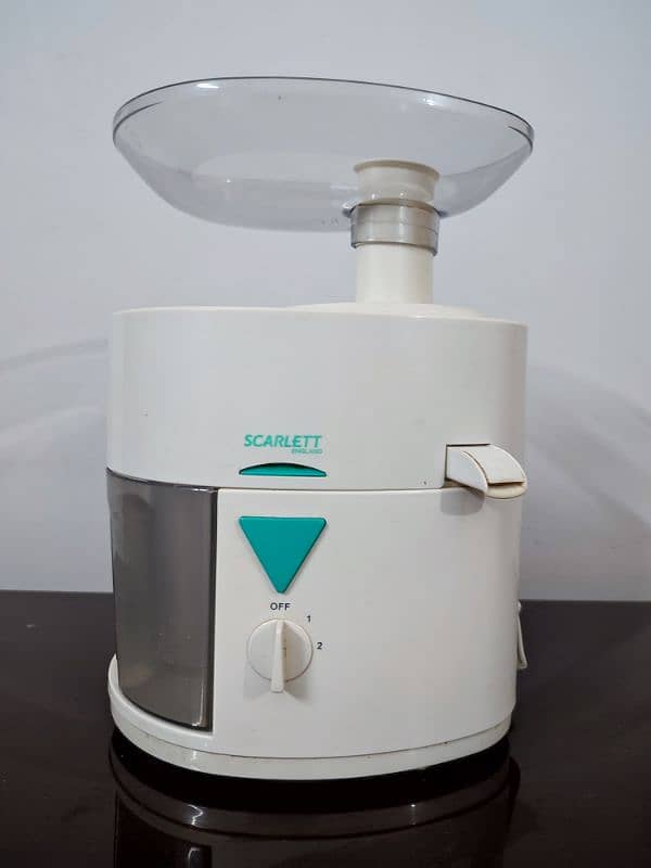 Scarlet Imported Juicer Machine (England) 2