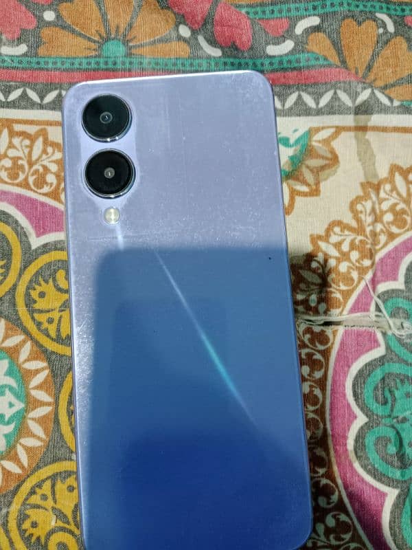 vivo y17s 2