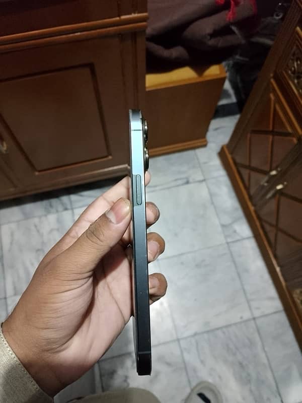 IPhone 13pro max 256gb waterpack zong sim working 3