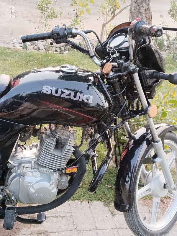 Suzuki GD110 fresh new like 0metar. 03043886053 2