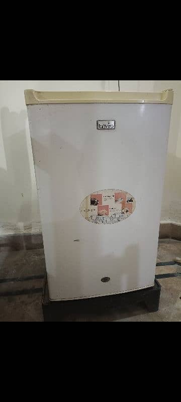 Enviro Refrigerator in good condition 0