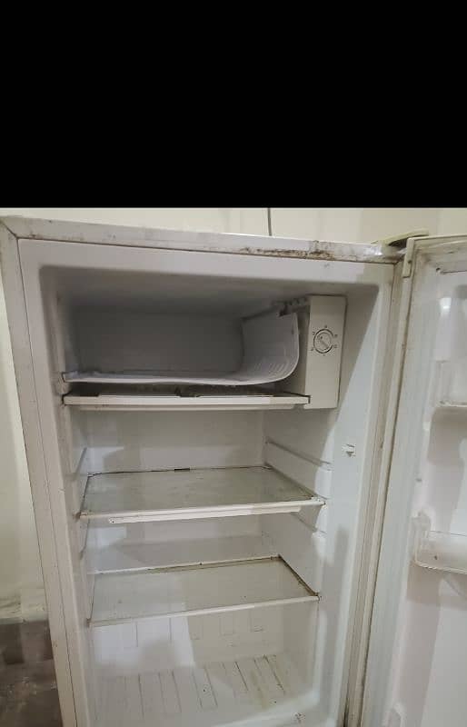 Enviro Refrigerator in good condition 1