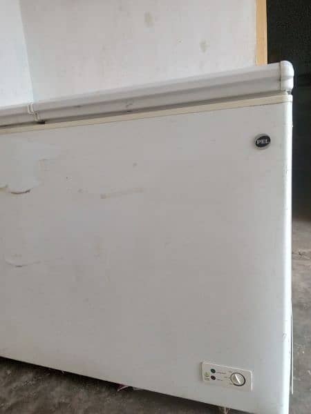 Pel double door like new condition few months used 4