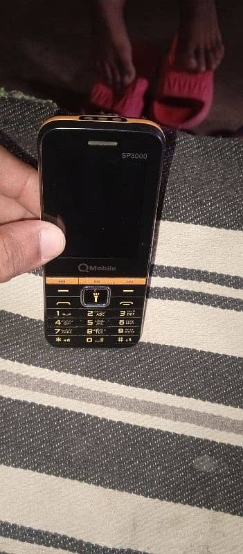 keypad phone QMobile 2