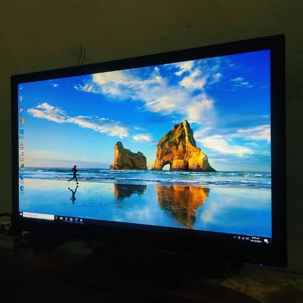 27 inches 2K LED Monitor for graphical Work ips panel 27 inches screen 8