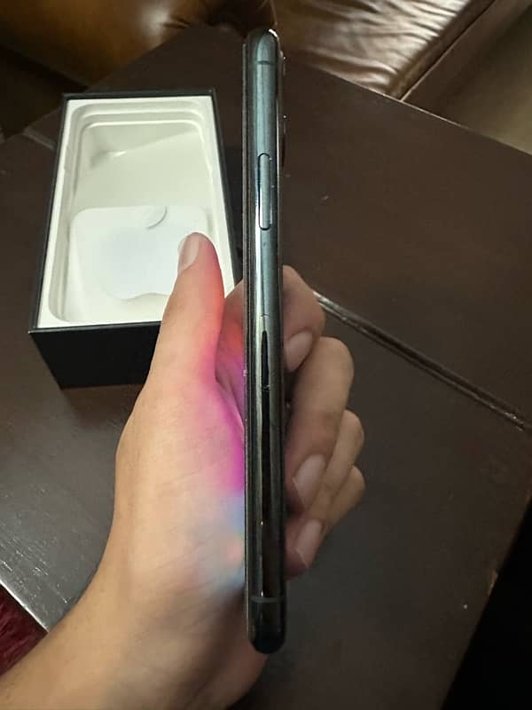 iPhone 11 Pro 256 GB PTA Approved HK 7