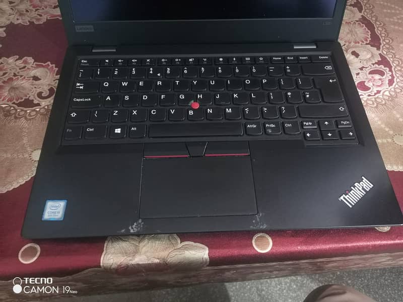 lenovao thinkpad 8generation 2