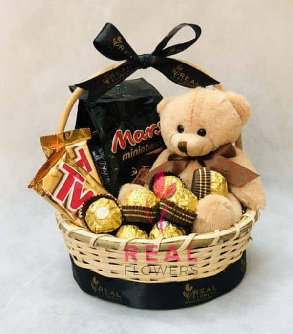 Customized Gift Baskets For Birthdays, Gift Boxes, Chocolate Bouquet 6