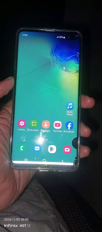 Samsung s10 plus 4