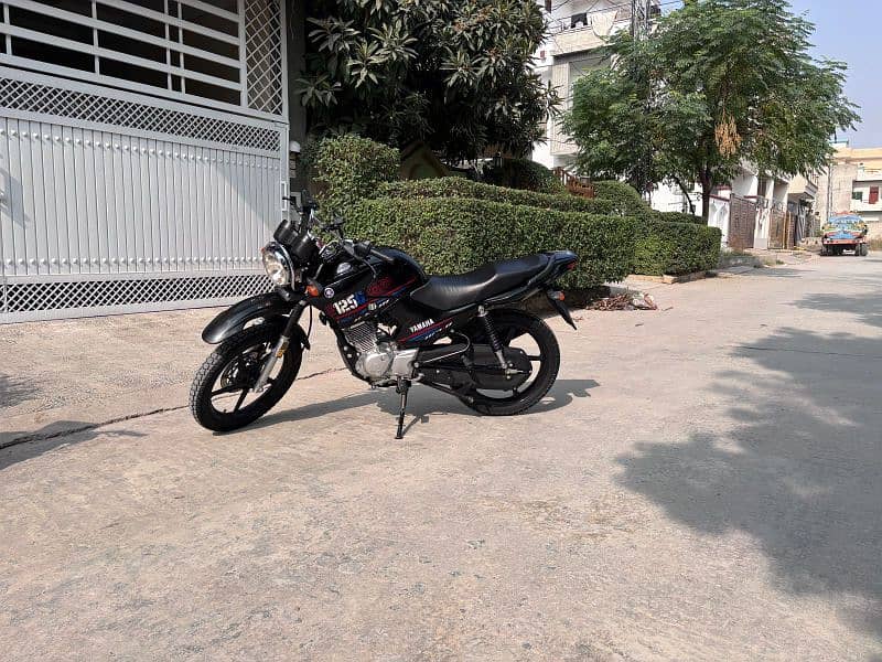 yamaha ybr 125 G 2024 6