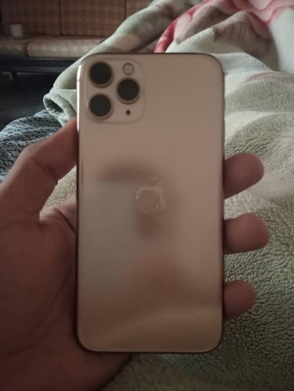 i phone 11pro gold 64gb jv03081122203 whatsapp 0