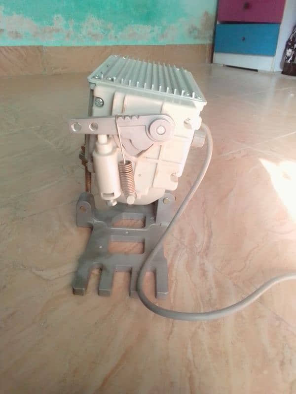 servo motor 12 volte 1