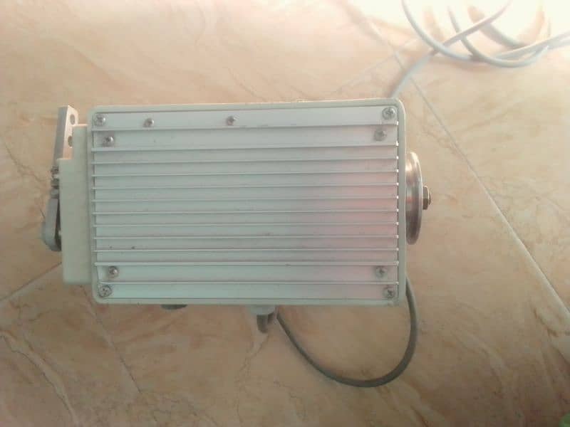 servo motor 12 volte 4