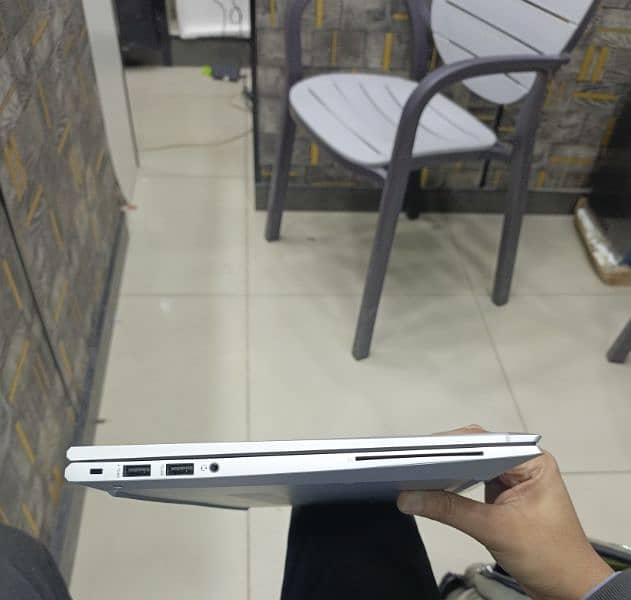 HP EliteBook 840 G7, 8/256, i7 10th gen 2