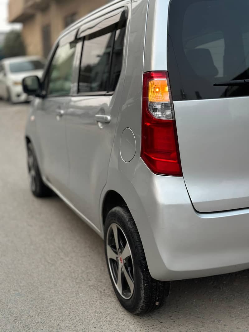 Suzuki Wagon R 2015/2018 3